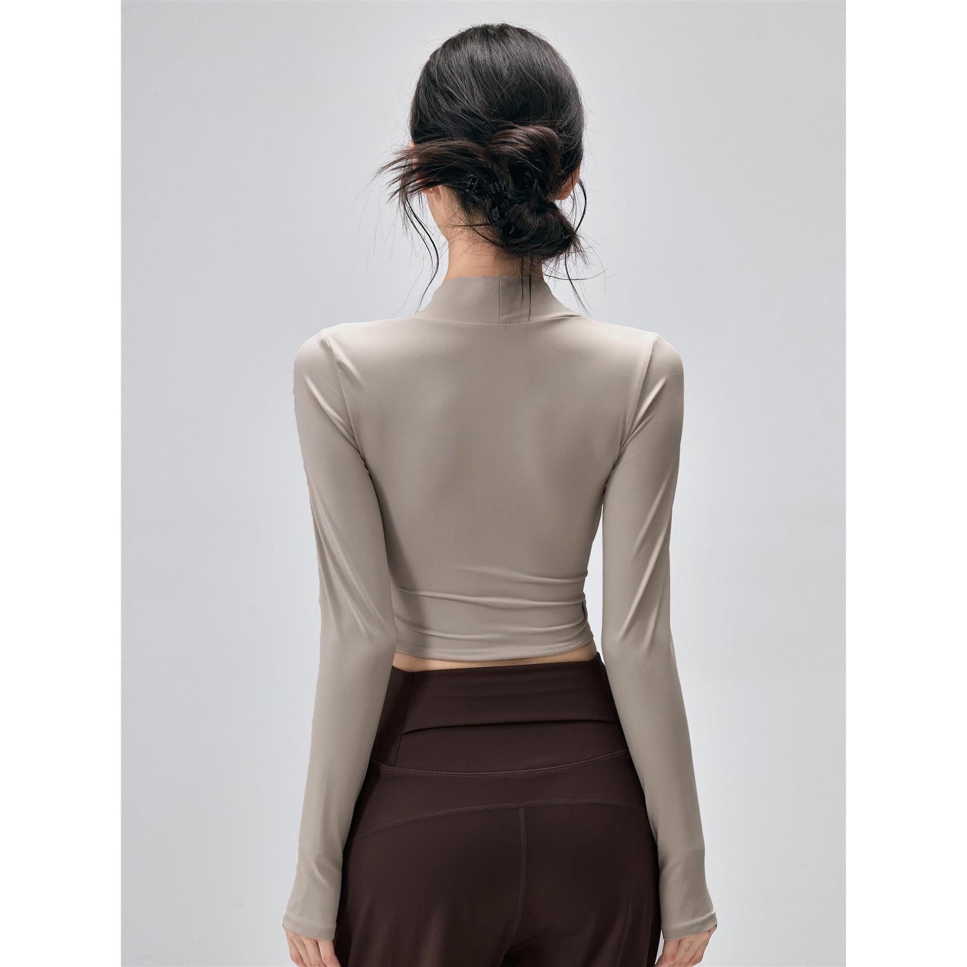 Fitness Top with Chest Pads Women - Tight-Fitting Long Sleeve Yoga Activewear Bare Feel Top