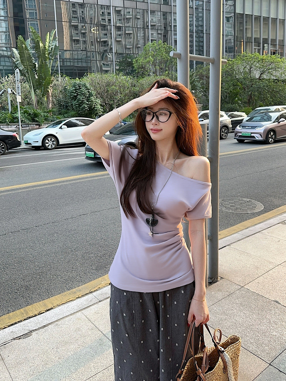 Women Off-Shoulder Short Sleeve T-Shirt - Fitted Waist Milk Silk Top Solid Color